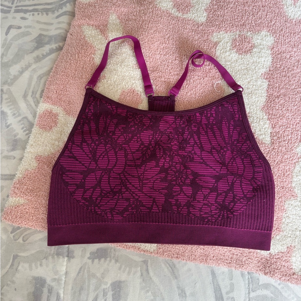 Fabletics xs sports bra